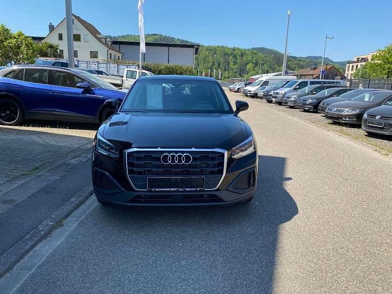 Gebraucht Audi Q2 116 PS (85 kW) 2023 Brillantschwarz SUV