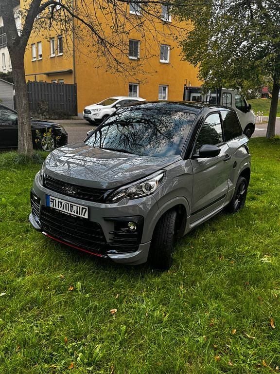 Grau Gebraucht 2024 Ligier JS60 Kleinwagen | 18.550 € (Fairer Preis) - Bild 1/4
