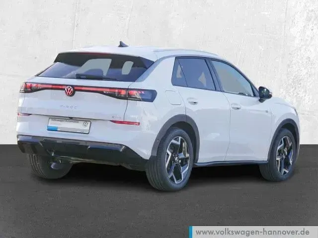 Gebraucht VW T-Roc Cabriolet R-line 150 PS (110 kW) 2026 Weiß SUV