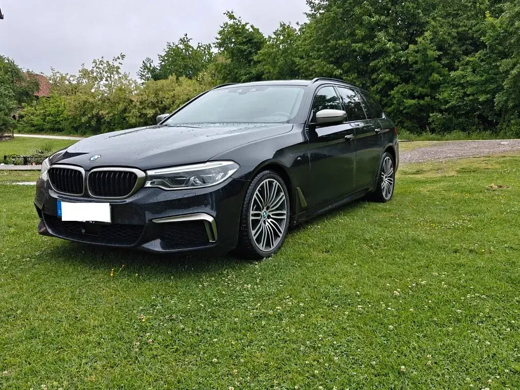 Gebraucht BMW M550 Performance 400 PS (294 kW) 2018 Schwarz Limousine