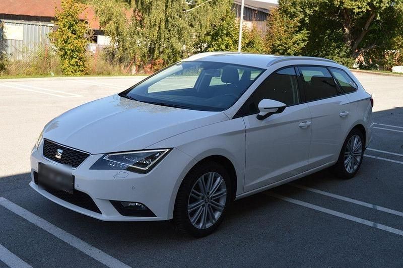 Weiß Gebraucht 2015 Seat Leon Kombi | 11.500 € (Fairer Preis) - Bild 1/4