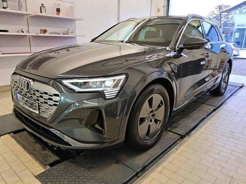 Gebraucht Audi Q8 e-tron Advanced 250 kW (340 PS) 2023 H1 manhattangrau metallic SUV