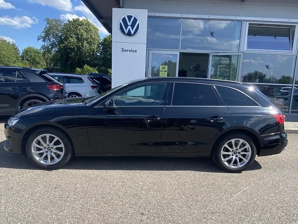 Gebraucht Audi A4 150 PS (110 kW) 2022 Schwarz Kombi