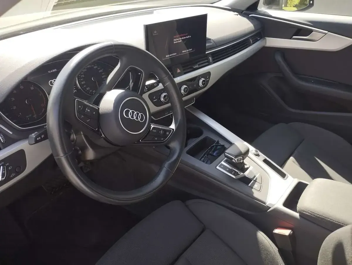 Gebraucht Audi A4 Advanced 150 PS (110 kW) 2020 Kombi
