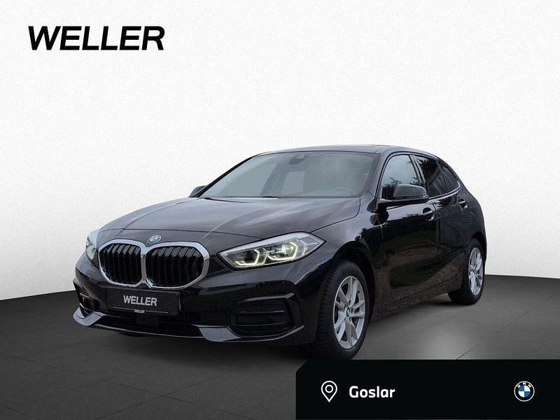 Black sapphire (schwarz) Gebraucht 2023 BMW 118 Performance Kleinwagen | 25.555 € (Fairer Preis) - Bild 1/4