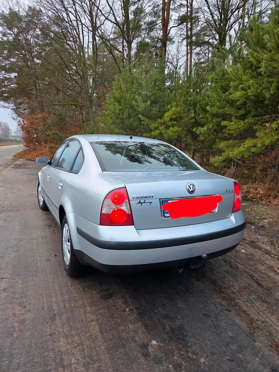 Gebraucht VW Passat 102 PS (75 kW) 2003 Silber Limousine