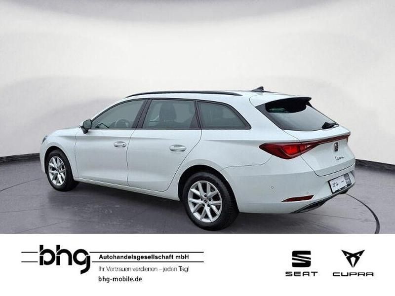 Gebraucht Seat Leon Style 131 PS (96 kW) 2022 Weiß Kombi