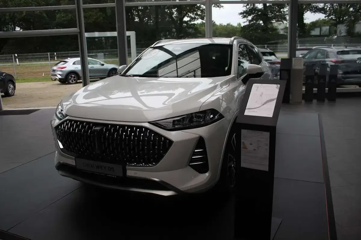 Neu Wey 05 Lux 476 PS (350 kW) 2025 Weiß SUV