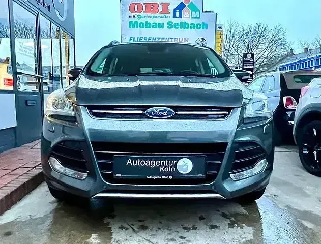 Używany Ford Kuga Titanium 183 KM (134 kW) 2016 Szary SUV