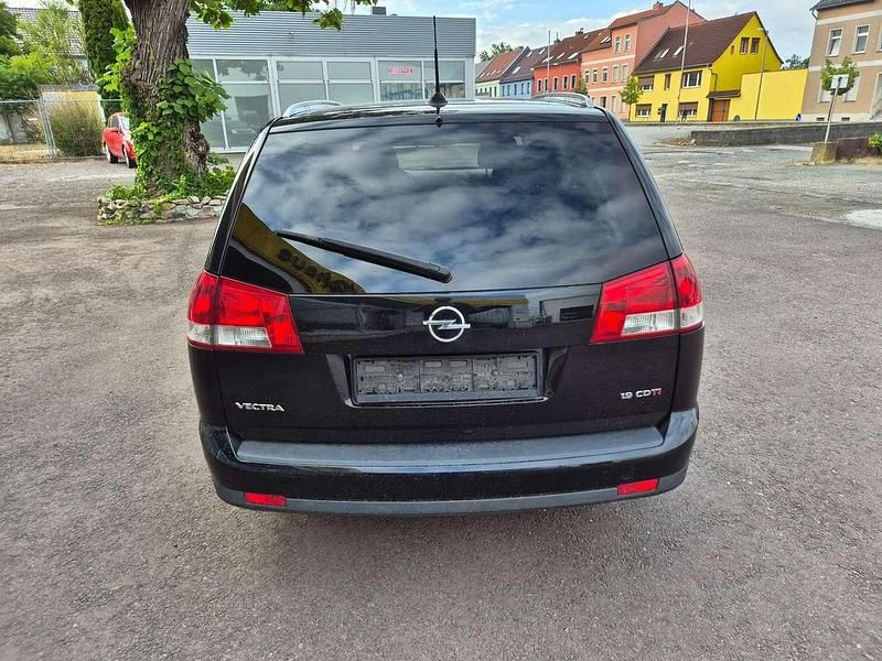 Gebraucht Opel Vectra Edition 150 PS (110 kW) 2007 Schwarz Kombi