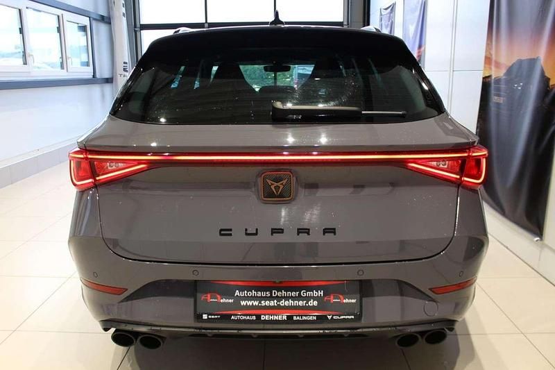 Gebraucht Cupra Leon VZ 310 PS (228 kW) 2022 Graphengrau Kombi