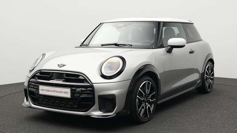 Grau Gebraucht 2024 Mini John Cooper Works Kleinwagen | 31.467 € (Guter Preis) - Bild 1/4