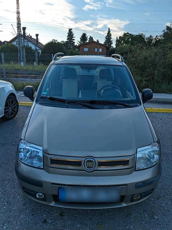 Gebraucht Fiat Panda 60 PS (44 kW) 2010 Braun Limousine