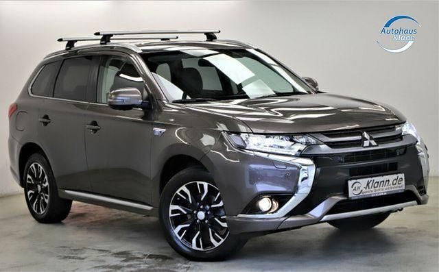 Braun Gebraucht 2016 Mitsubishi Outlander P-HEV Top Limousine | 24.899 € (Teuer) - Bild 1/4