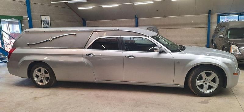Gebraucht Chrysler 300C 218 PS (160 kW) 2011 Limousine