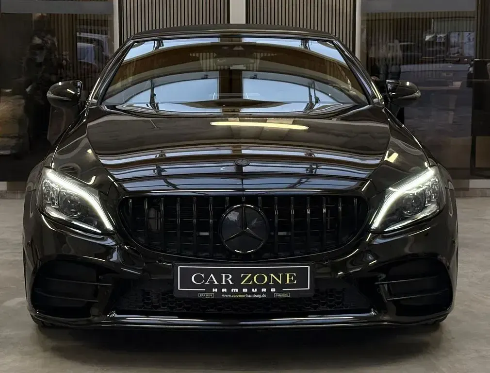 Gebraucht Mercedes C180 AMG line 156 PS (114 kW) 2019 Schwarz Cabrio