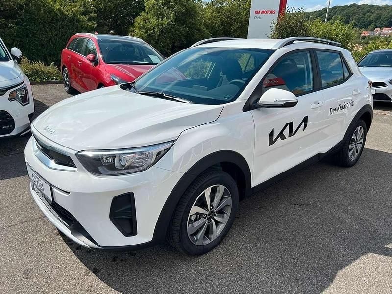 Weiß Neu 2025 Kia Stonic Vision SUV | 21.980 € (Fairer Preis) - Bild 1/4