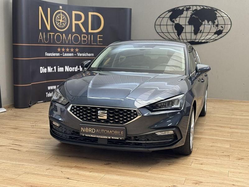 Magnetic tech (metallic) Gebraucht 2021 Seat Leon XCELLENCE Kombi | 20.900 € (Guter Preis) - Bild 1/3