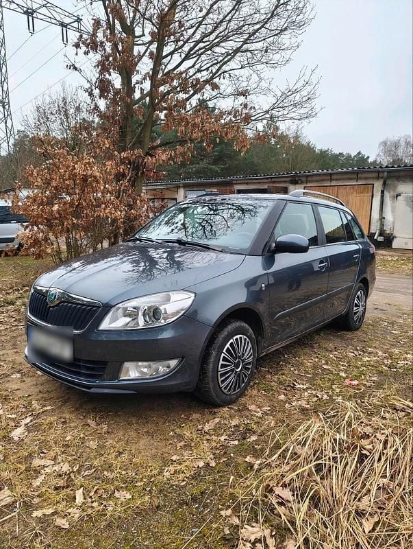 Gebraucht Skoda Fabia 75 PS (55 kW) 2012 Grau Kombi