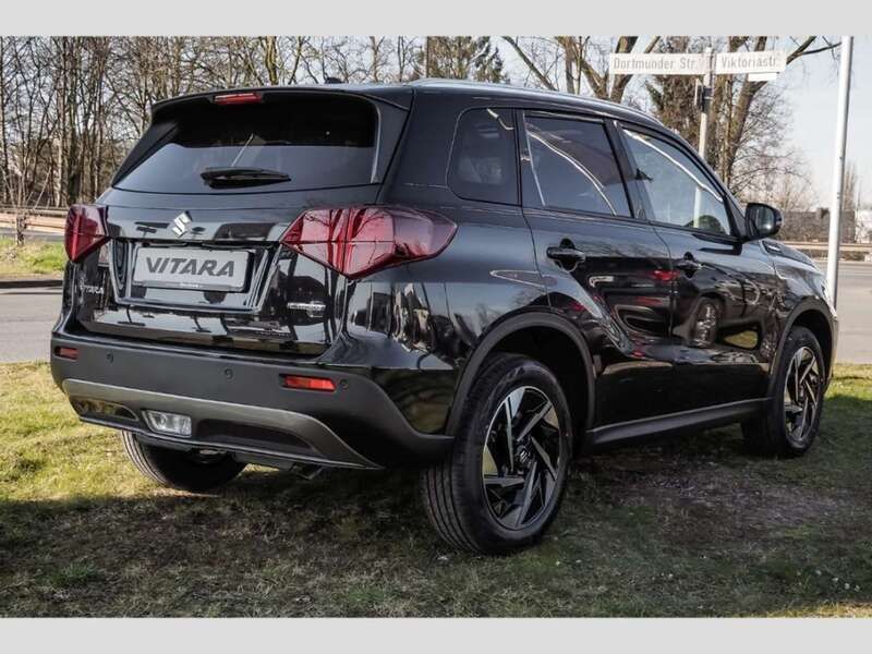 Neu Suzuki Vitara Comfort+ 129 PS (94 kW) 2025 Cosmic black pearl metallic SUV