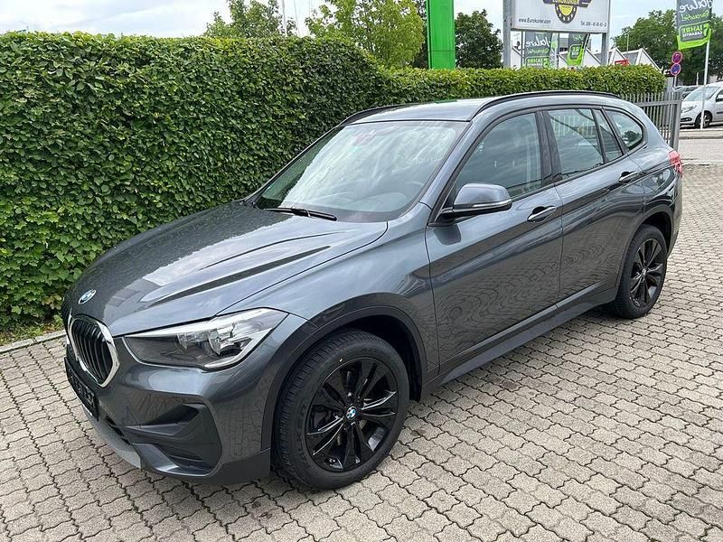 Gebraucht 2021 BMW X1 Advantage SUV | 14.990 € (Guter Preis) - Bild 1/4