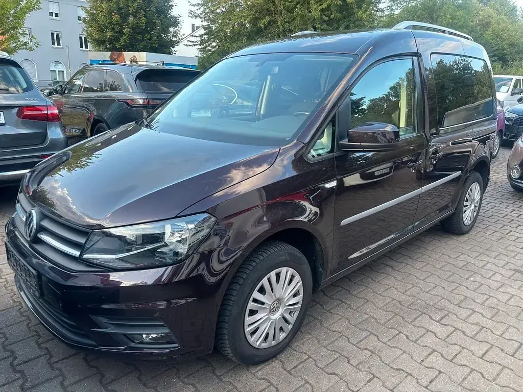 Gebraucht VW Caddy Trendline 84 PS (61 kW) 2017 Schwarz Van / Kleinbus
