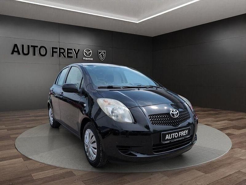 Mystischwarz Gebraucht 2006 Toyota Yaris Kleinwagen | 3.850 € (Teuer) - Bild 1/3