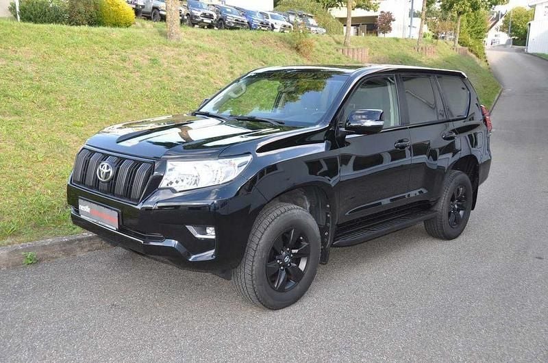 Tiefschwarz mica metallic Gebraucht 2019 Toyota Land Cruiser SUV | 35.700 € (Guter Preis) - Bild 1/4