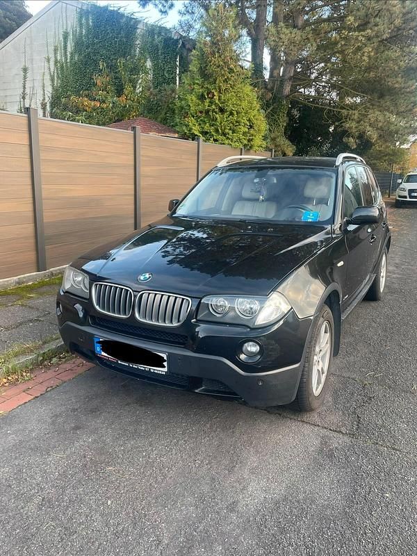 Schwarz Gebraucht 2009 BMW X3 SUV | 5.999 € (Fairer Preis) - Bild 1/4