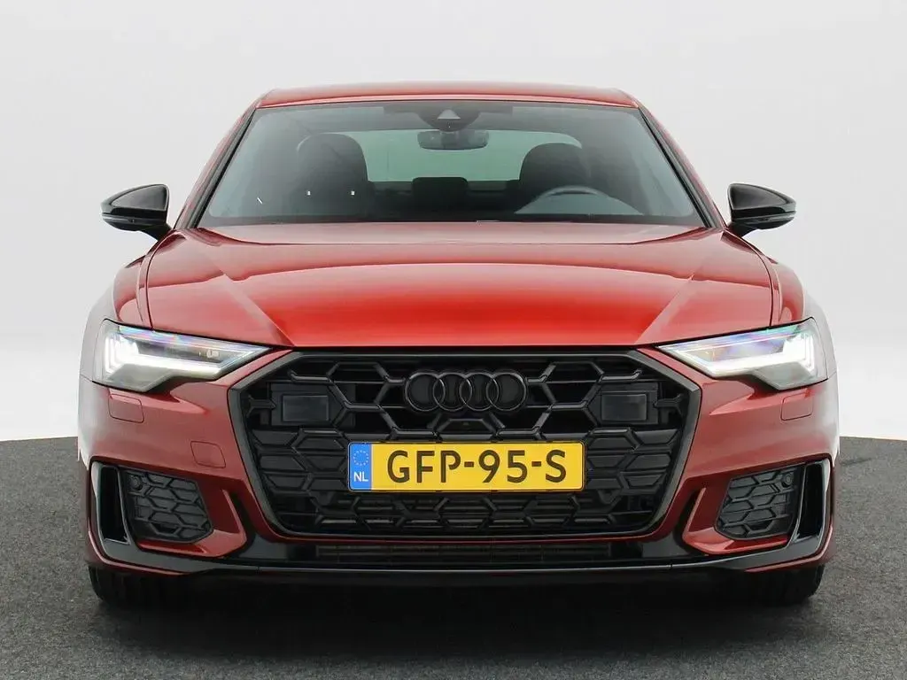 Gebraucht Audi A6 Competition 204 PS (150 kW) 2024 Rot Limousine