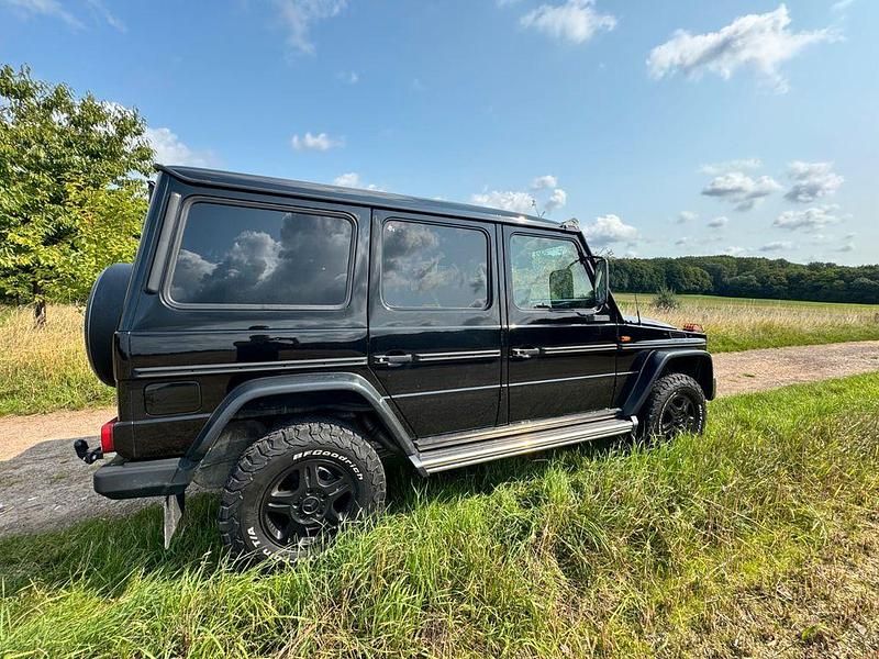 Schwarz Gebraucht 2018 Mercedes G350 SUV | 66.900 € (Guter Preis) - Bild 1/4
