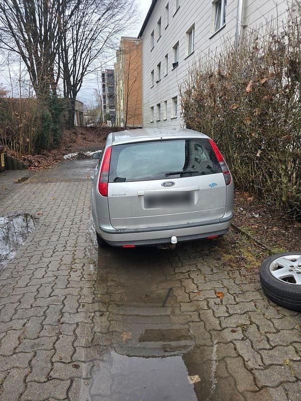 Gebraucht Ford Focus 101 PS (74 kW) 2007 Silber Kombi