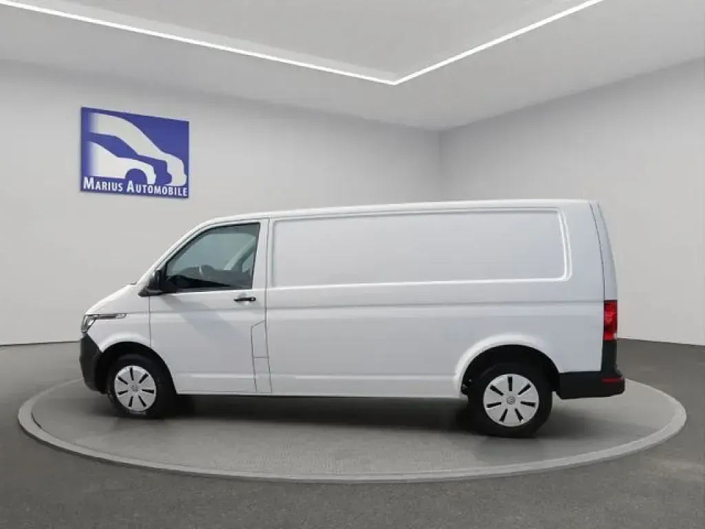 Gebraucht VW Transporter 110 PS (80 kW) 2023 Weiß Van