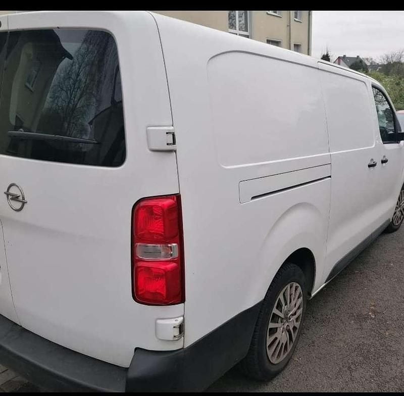 Weiß Gebraucht 2019 Opel Vivaro Edition Van | 10.800 € (Fairer Preis) - Bild 1/4
