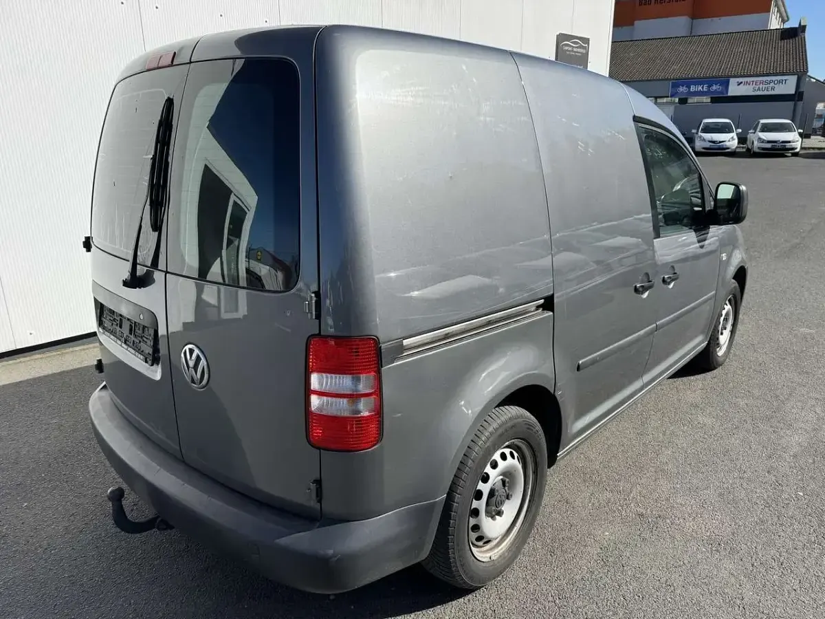 Gebraucht VW Caddy 110 PS (80 kW) 2015 Natural grey metallic Van / Kleinbus