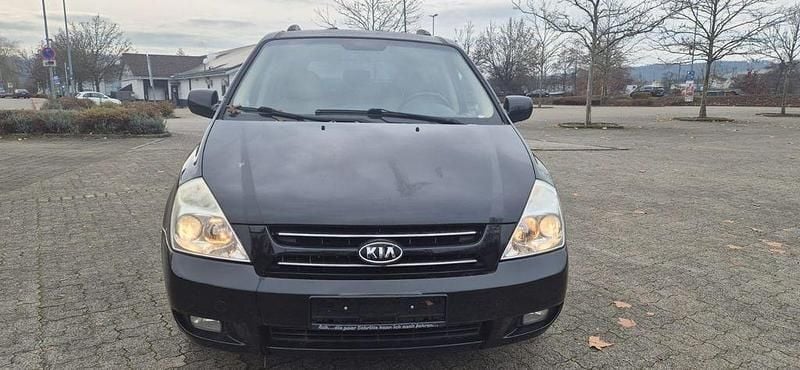 Schwarz Gebraucht 2009 Kia Carnival LX Van / Kleinbus | 3.700 € (Fairer Preis) - Bild 1/4