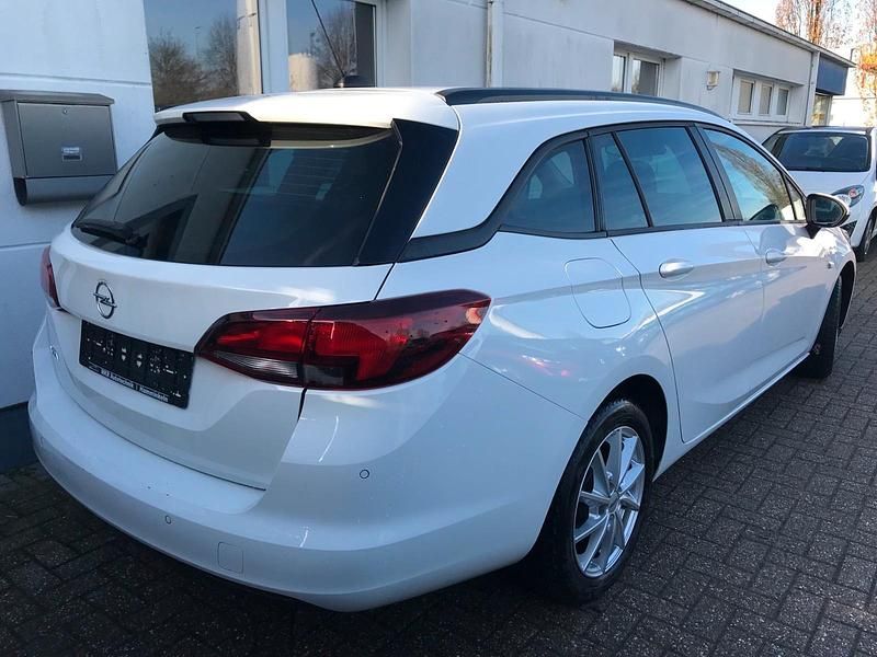 Gebraucht Opel Astra Business Edition 122 PS (89 kW) 2020 Weiß Kombi