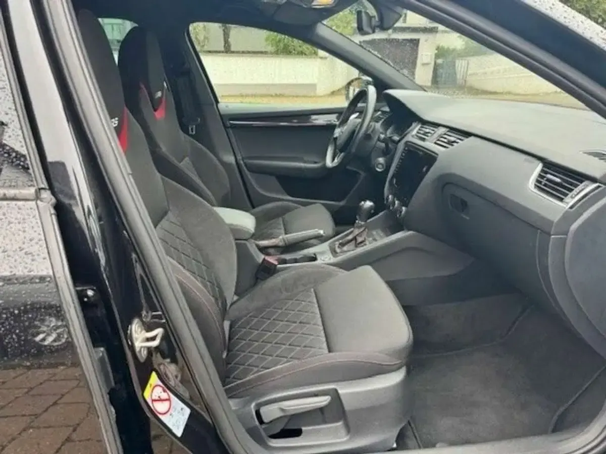 Gebraucht Skoda Octavia RS 184 PS (135 kW) 2020 Schwarz Kombi