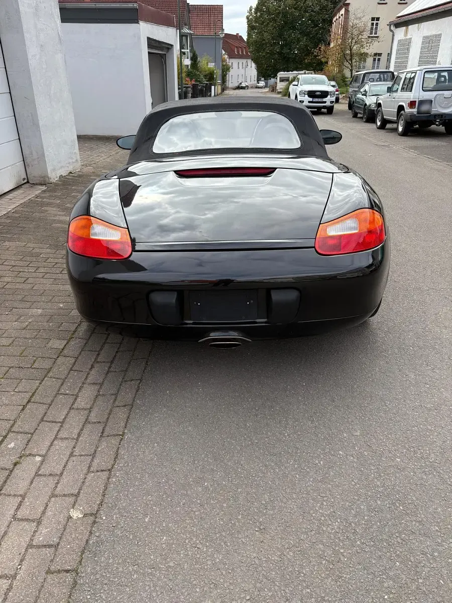 Gebraucht Porsche Boxster 220 PS (161 kW) 2001 Schwarz Cabrio