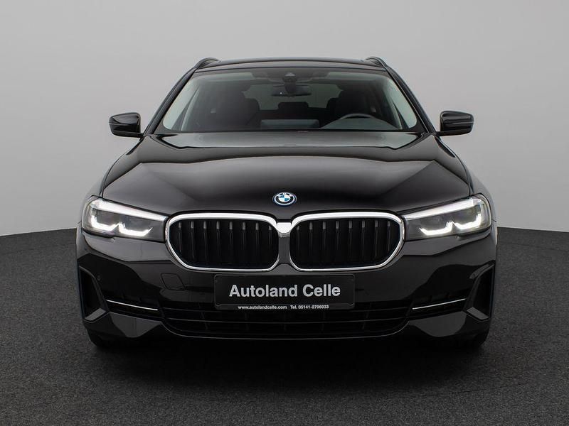 Gebraucht BMW 530e Sport Line 292 PS (214 kW) 2022 Schwarz Limousine