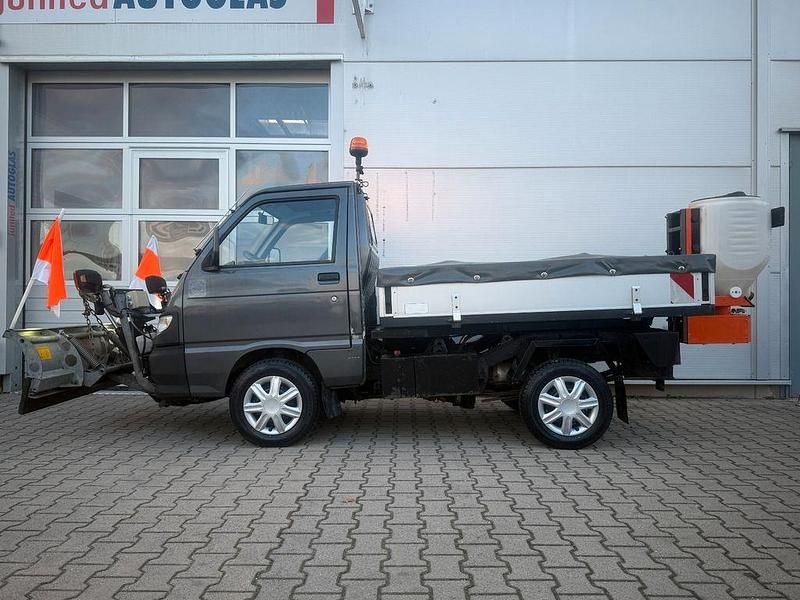 Gebraucht Piaggio Porter 71 PS (52 kW) 2012 Grau