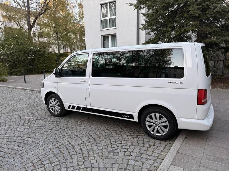 Second-hand VW T5 140 CP (102 kW) 2014 Alb Van