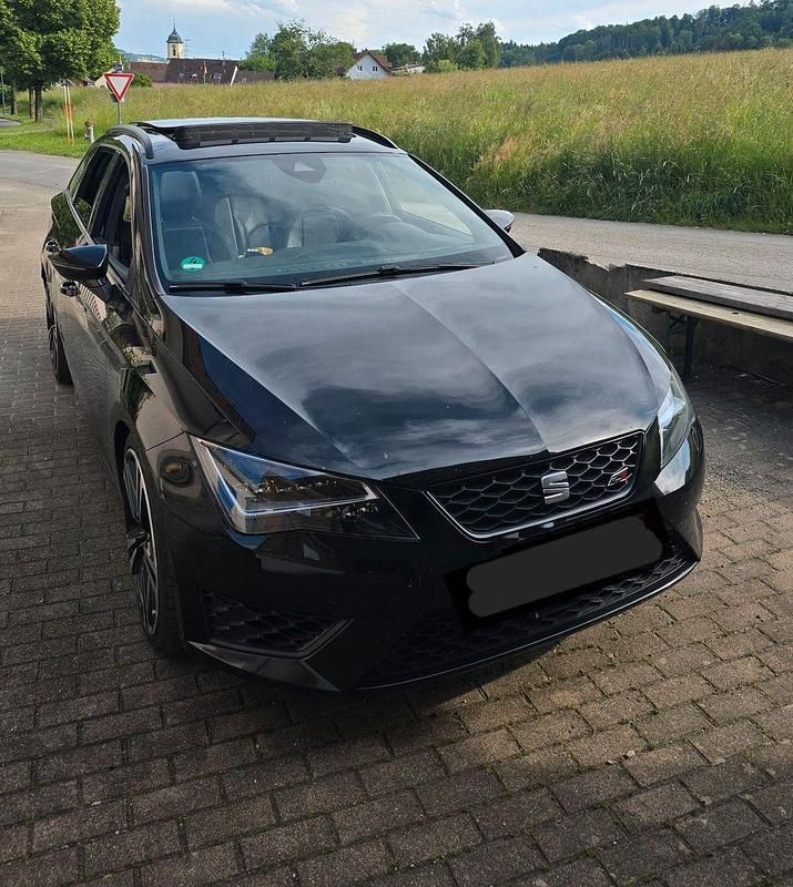 Schwarz Gebraucht 2016 Cupra Leon Kombi | 16.000 € (Fairer Preis) - Bild 1/4