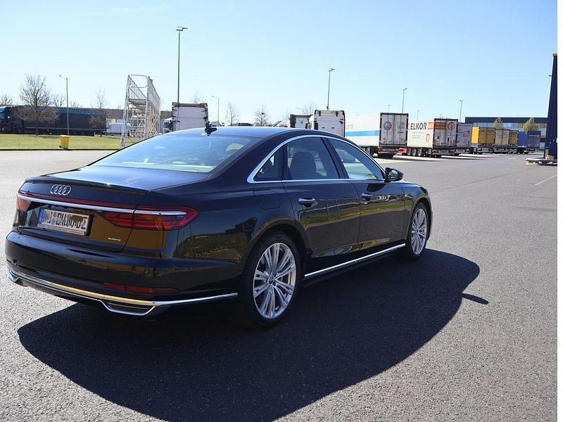 Gebraucht Audi A8L 449 PS (330 kW) 2021 Schwarz Limousine