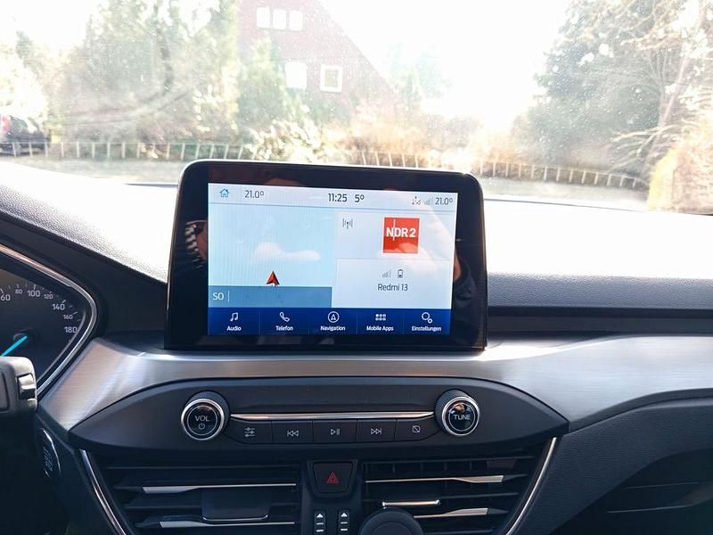 Gebraucht Ford Focus Titanium 150 PS (110 kW) 2021 Schwarz Limousine