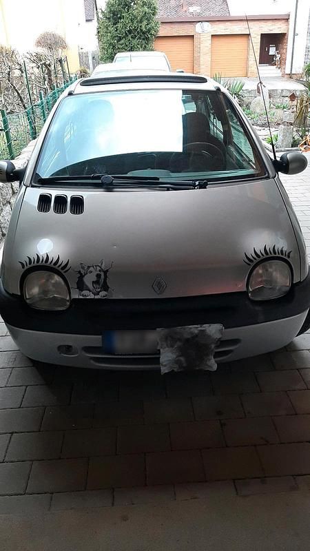 Gebraucht Renault Twingo 54 PS (39 kW) 2003 Silber Kleinwagen