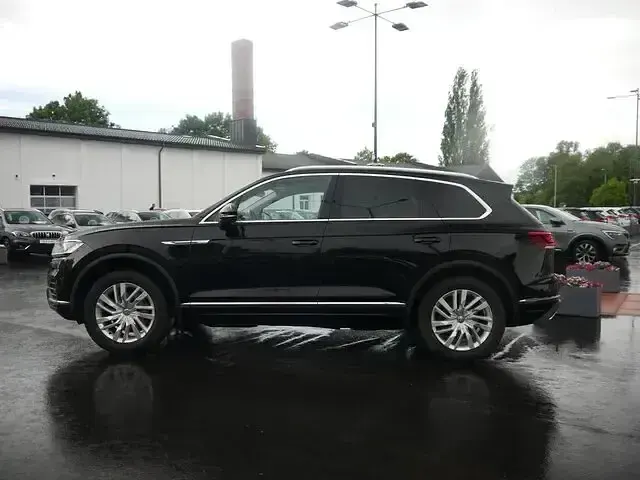 Gebraucht VW Touareg 231 PS (169 kW) 2019 Schwarz SUV
