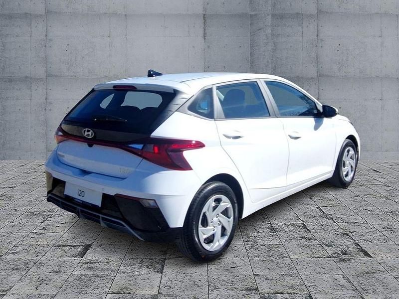 Neu Hyundai i20 Select 90 PS (66 kW) 2026 Weiß Kleinwagen