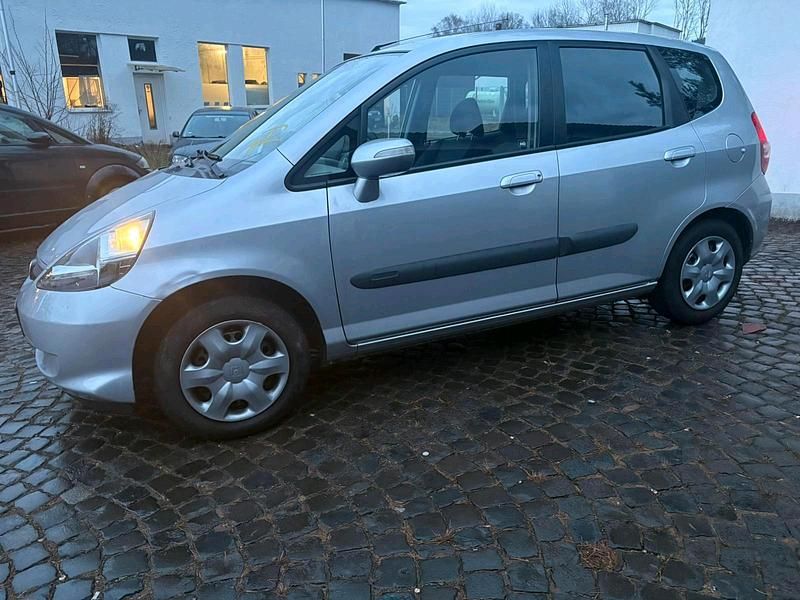 Gebraucht Honda Jazz 83 PS (61 kW) 2005 Silber Kleinwagen