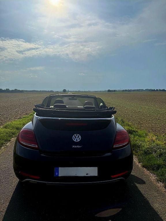 Gebraucht VW Beetle Cabriolet Dune 105 PS (77 kW) 2018 Schwarz Cabrio